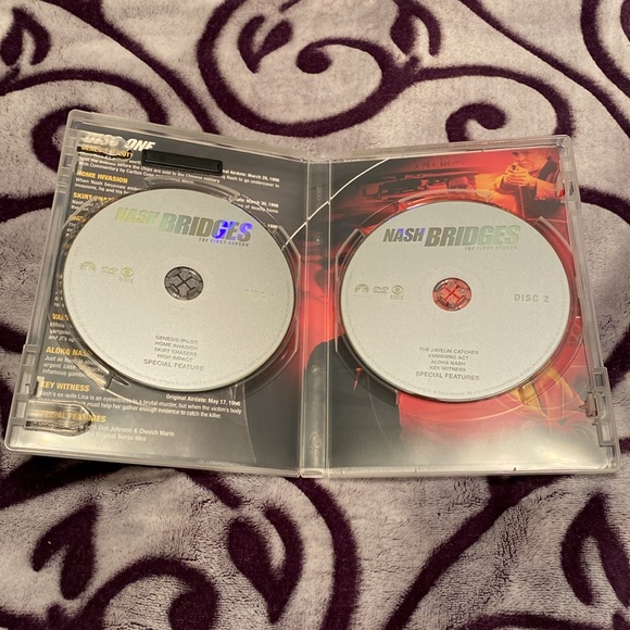 Nash Bridges, Season One, DVD - Picture 3 of 3